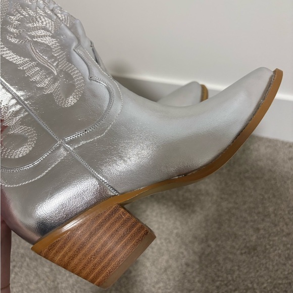 Women Western Cowboy Boots Pointed Toe Silver Metallic Cowgirl Women's Size 7 8 - Picture 7 of 14